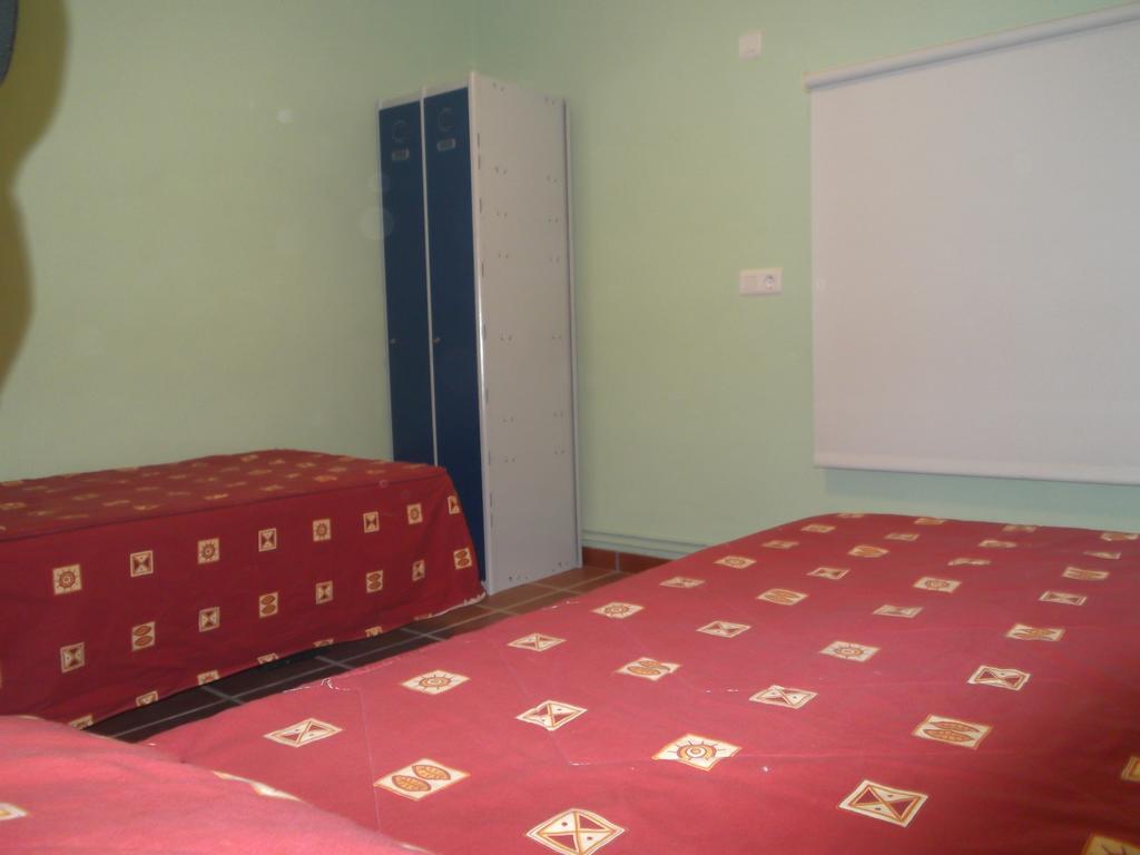 Albergue Cetina Buitenkant foto