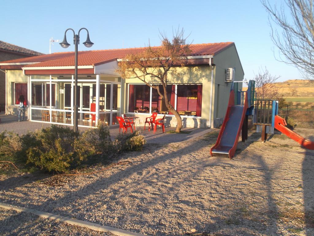 Albergue Cetina Buitenkant foto